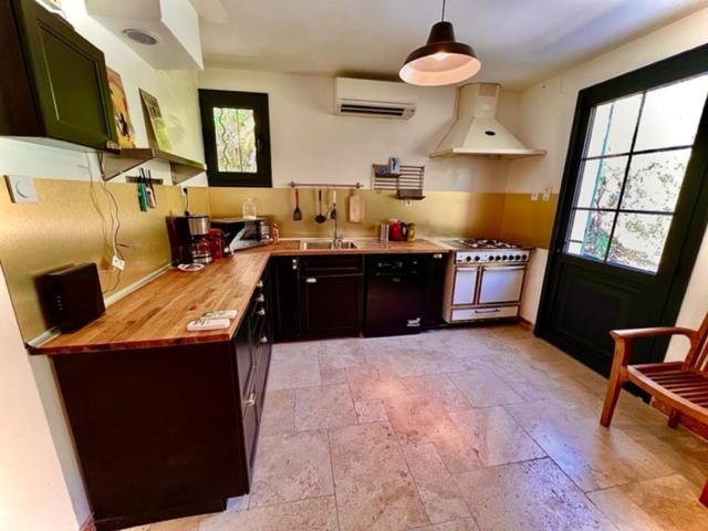 Grand Appartement En Face Du Village Moustiers-Sainte-Marie Bagian luar foto